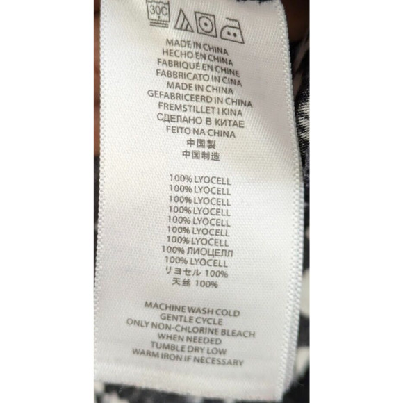 Michael Michael Kors Women's Small Top ~ Splatter Cowl Neck Casual Black White - Picture 8 of 8